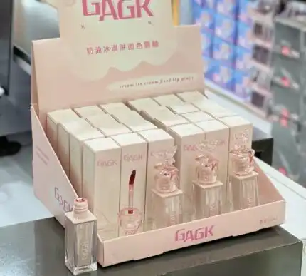 رژ لب مایع فرشته 747 گک GAGK