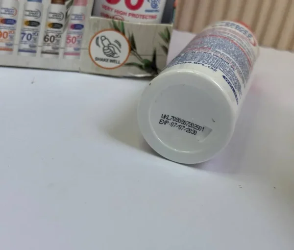 اسپری ضدآفتاب سفیدکننده SPF50 وکالی WOKALI