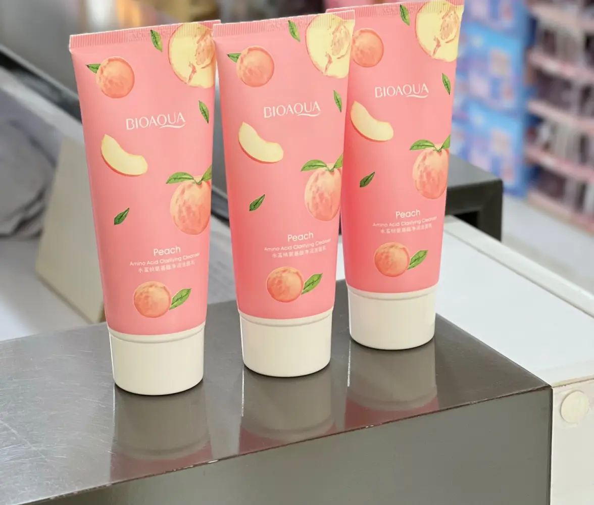 فوم شستشو صورت عصاره هلو بیوآکوا BIOAQUA